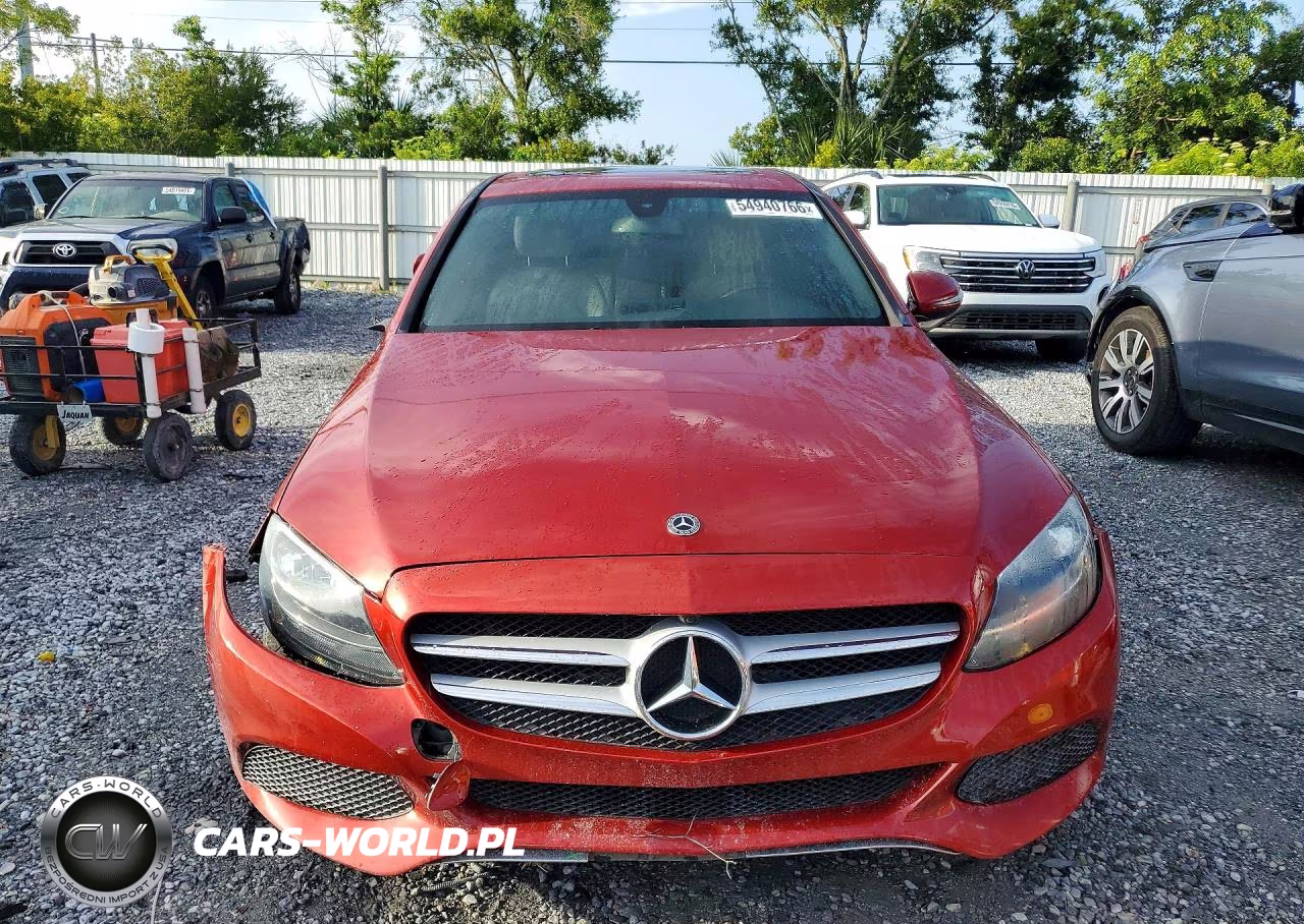 2018 Mercedes-Benz C 300 VIN:55SWF4JB6JU255172 - 5