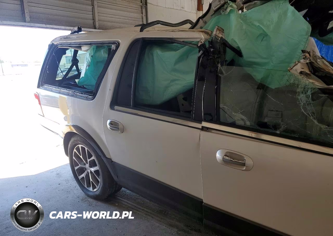 2015 Ford Expedition El Xlt VIN:1FMJK1JT9FEF32884 - 11