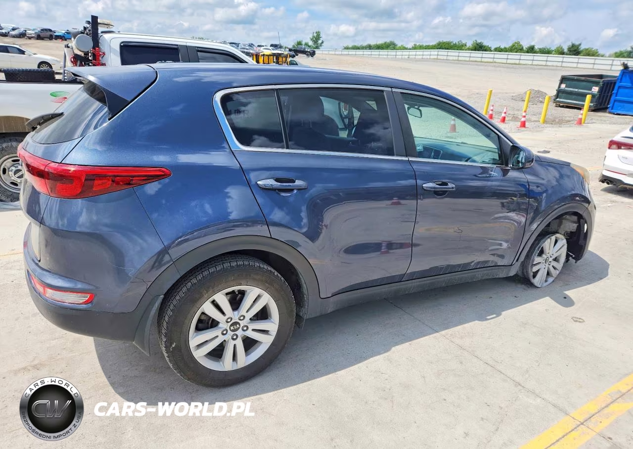 2018 Kia Sportage Lx VIN:KNDPM3AC3J7374172 - 3