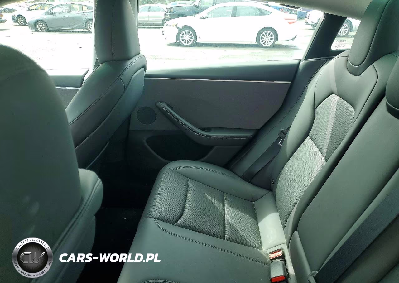 2024 Tesla Model 3 VIN:5YJ3E1EA8RF743011 - 10