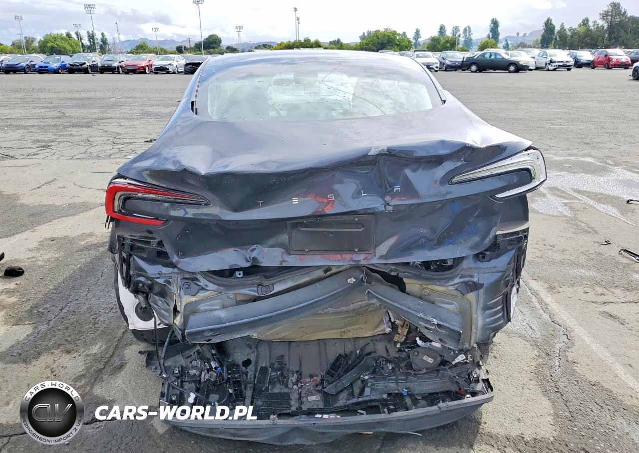 2024 Tesla Model 3 VIN:5YJ3E1EA8RF743011 - 6