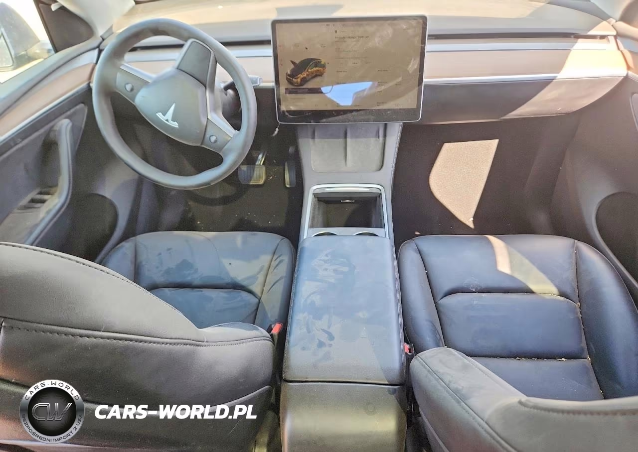2024 Tesla Model Y VIN:7SAYGAEE4RF186393 - 8