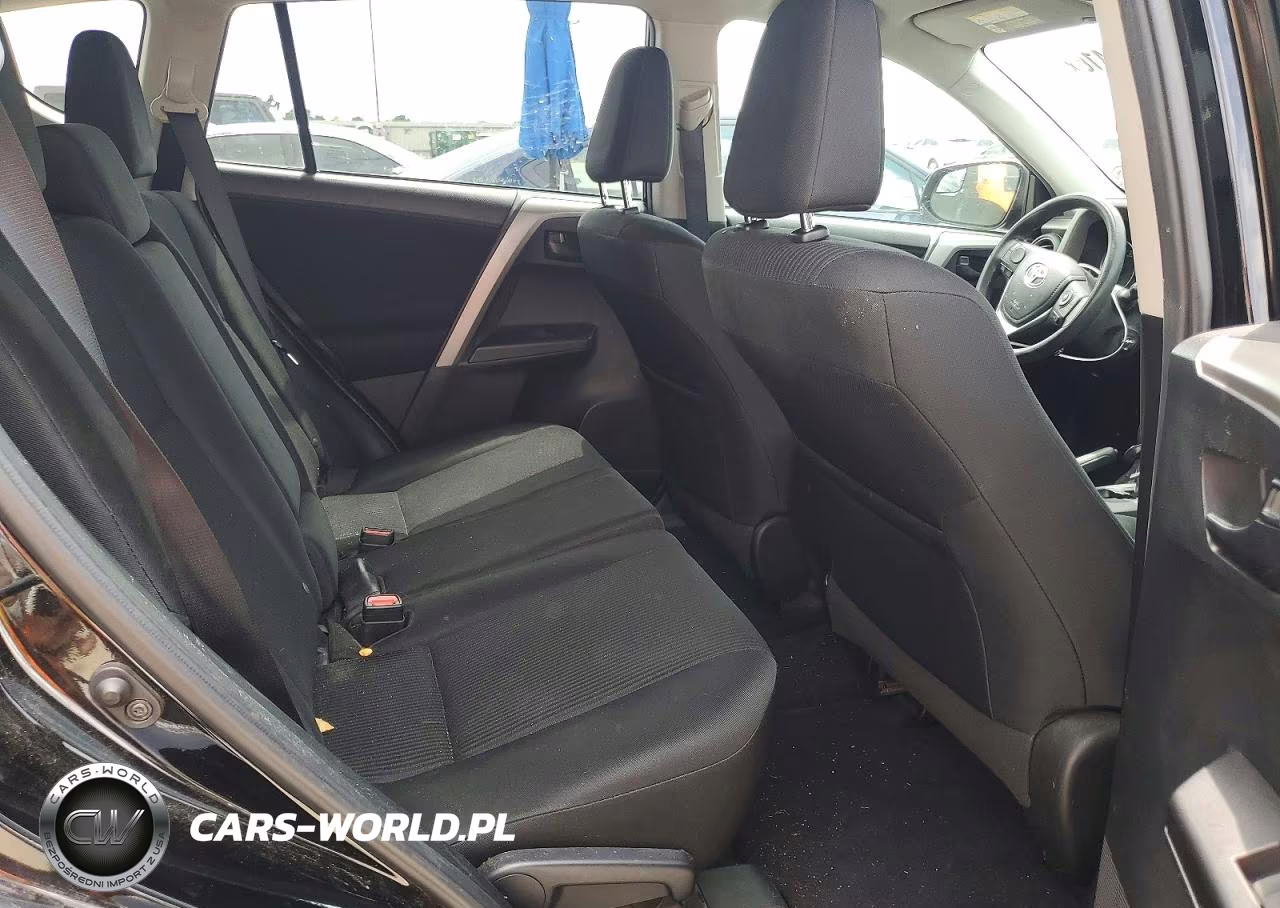 2018 Toyota Rav4 Le VIN:2T3ZFREV0JW447391 - 11