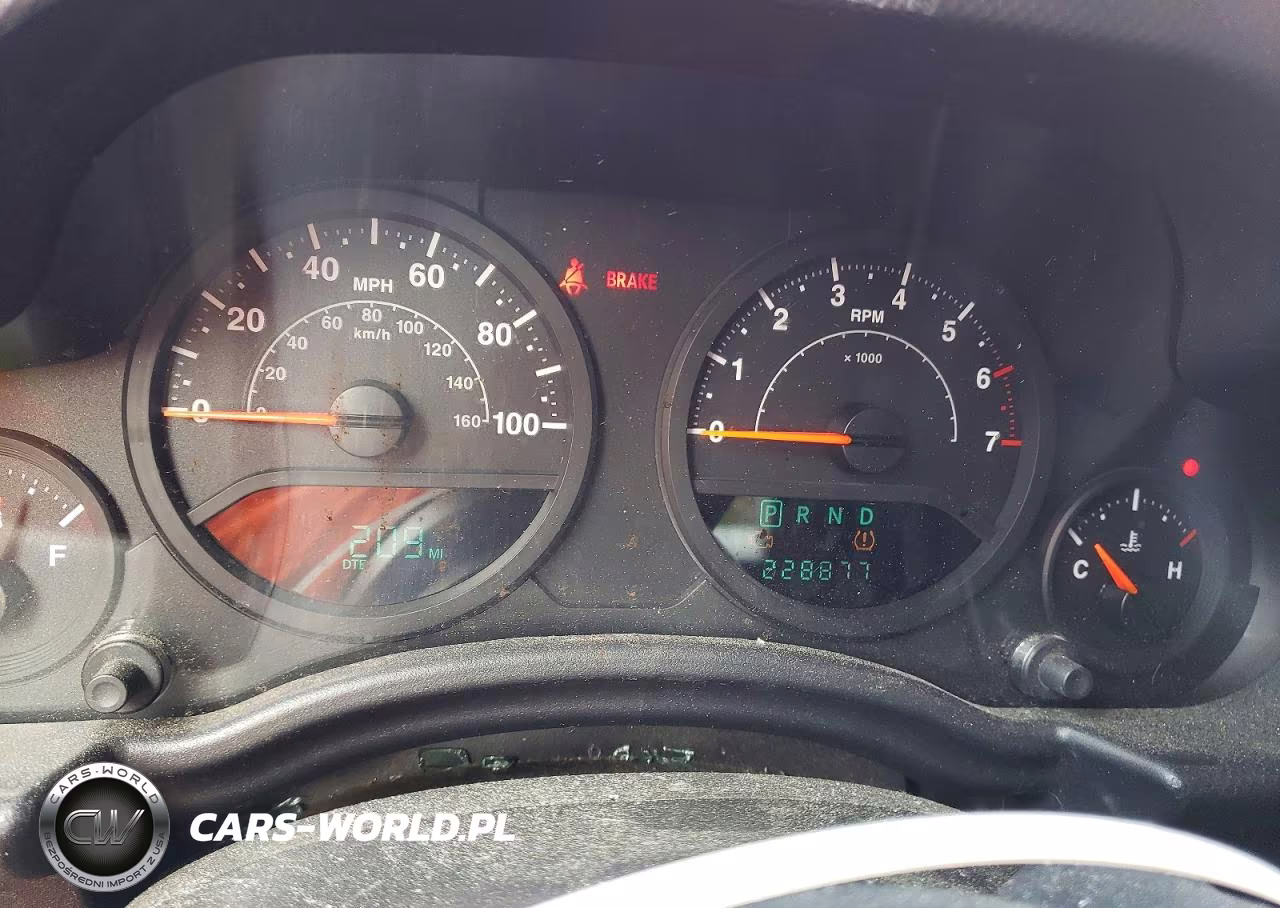 2009 Jeep Wrangler Unlimited X VIN:1J4GA39139L729012 - 9