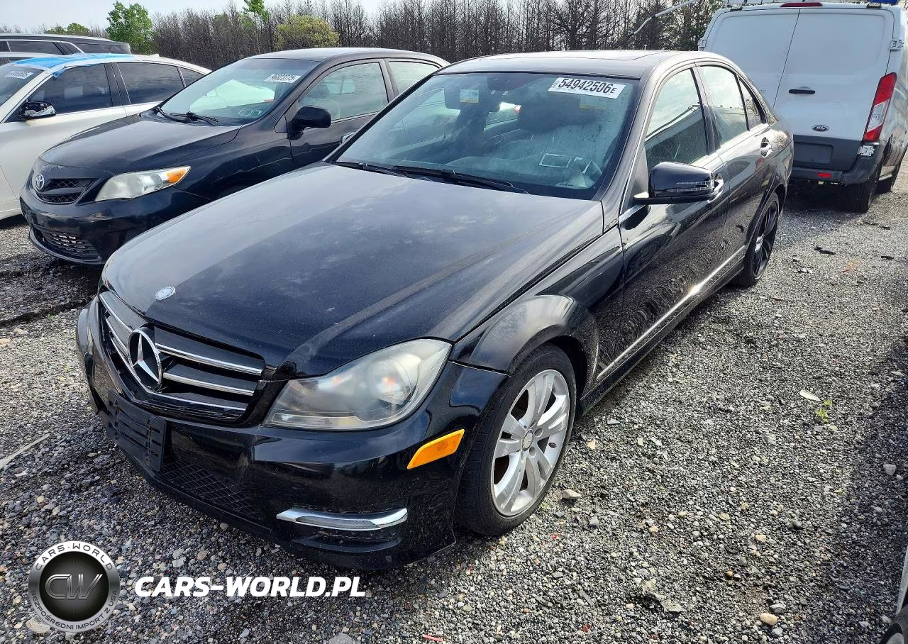 2013 Mercedes-Benz C 300 4Matic – zdjęcie 1 z 12
