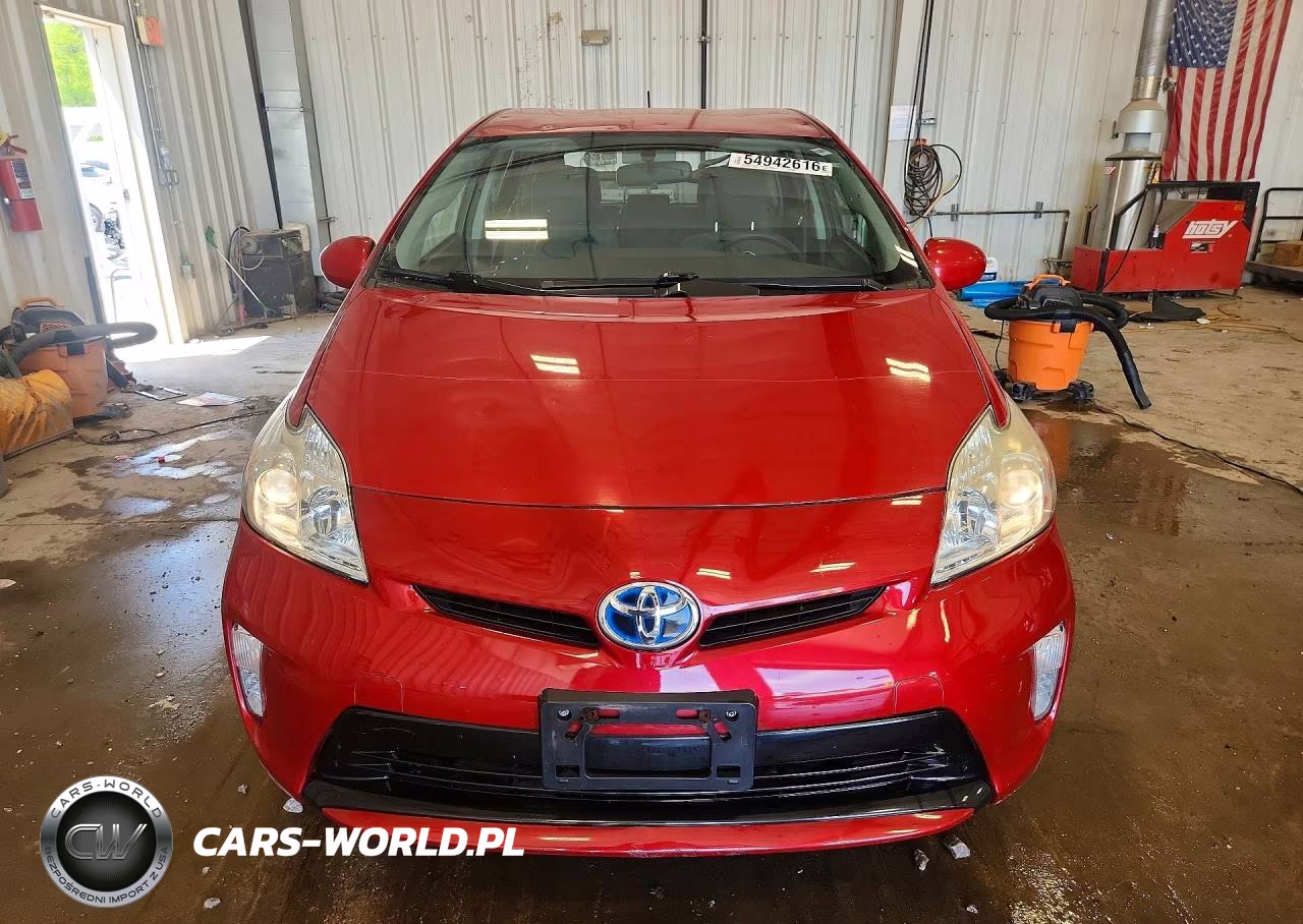 2014 Toyota Prius Two VIN:JTDKN3DU7E0391258 - 5