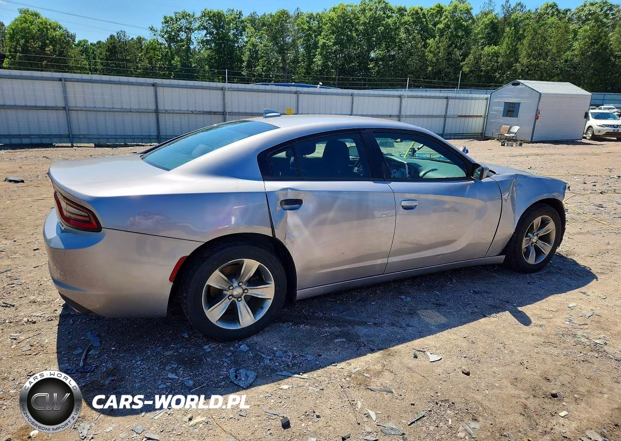 2015 Dodge Charger Sxt VIN:2C3CDXHG8FH824185 - 3