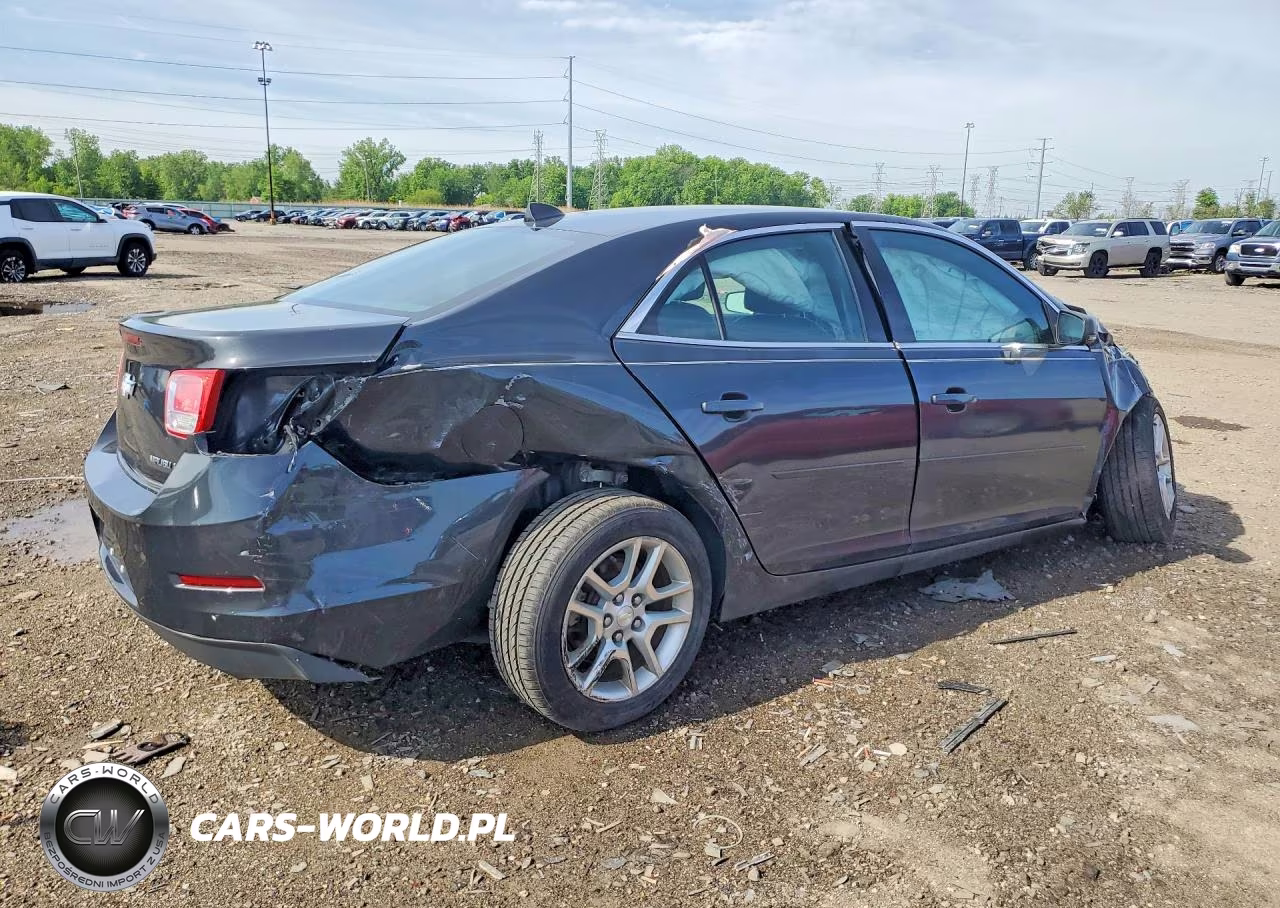 2014 Chevrolet Malibu 1Lt VIN:1G11C5SL0EF210675 - 3