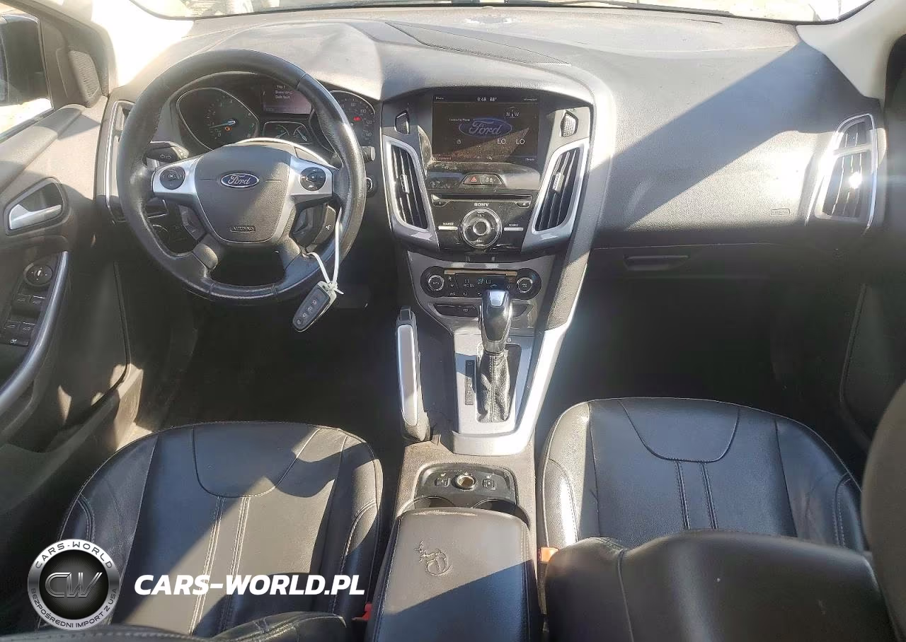 2013 Ford Focus Titanium VIN:1FADP3J26DL276207 - 8