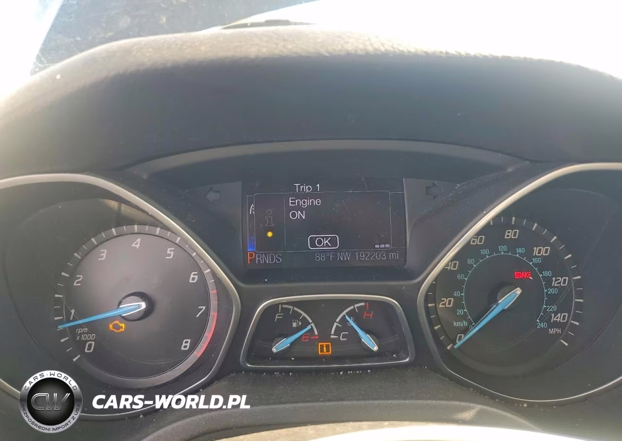 2013 Ford Focus Titanium VIN:1FADP3J26DL276207 - 9