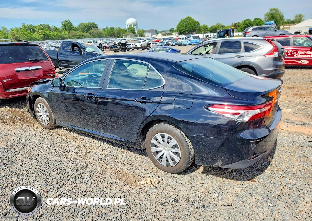 2018 Toyota Camry VIN:4T1B31HK7JU506846 - 2
