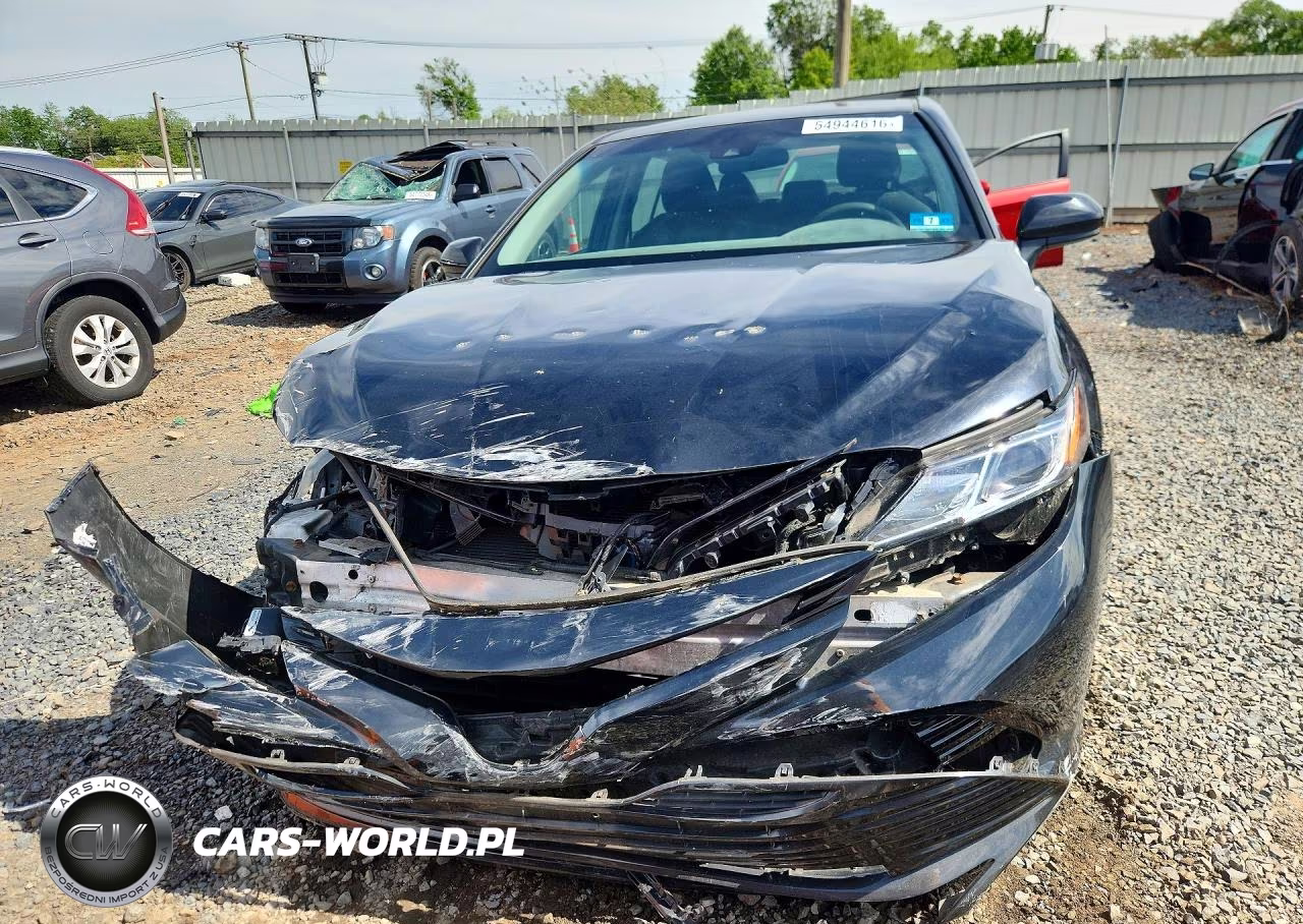 2018 Toyota Camry VIN:4T1B31HK7JU506846 - 5