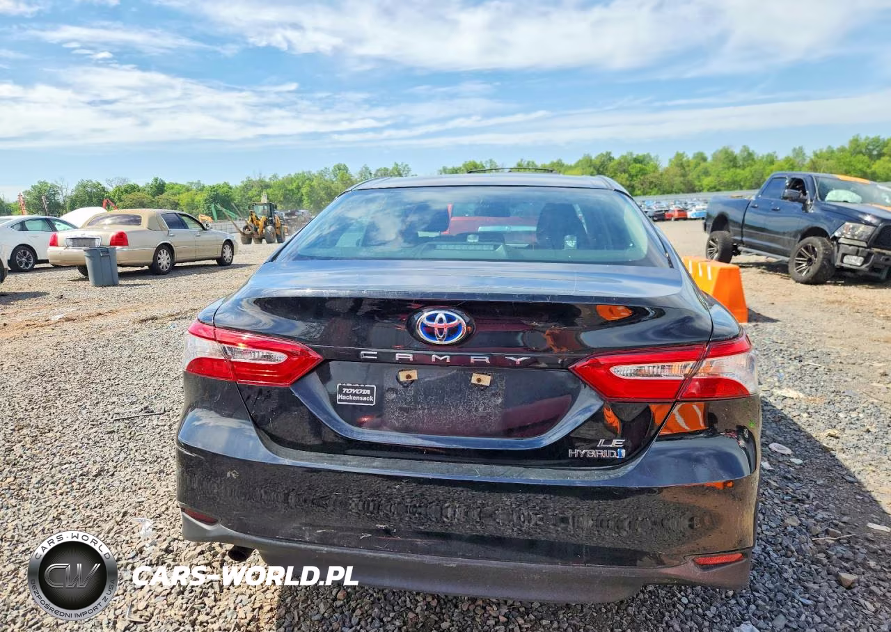 2018 Toyota Camry VIN:4T1B31HK7JU506846 - 6