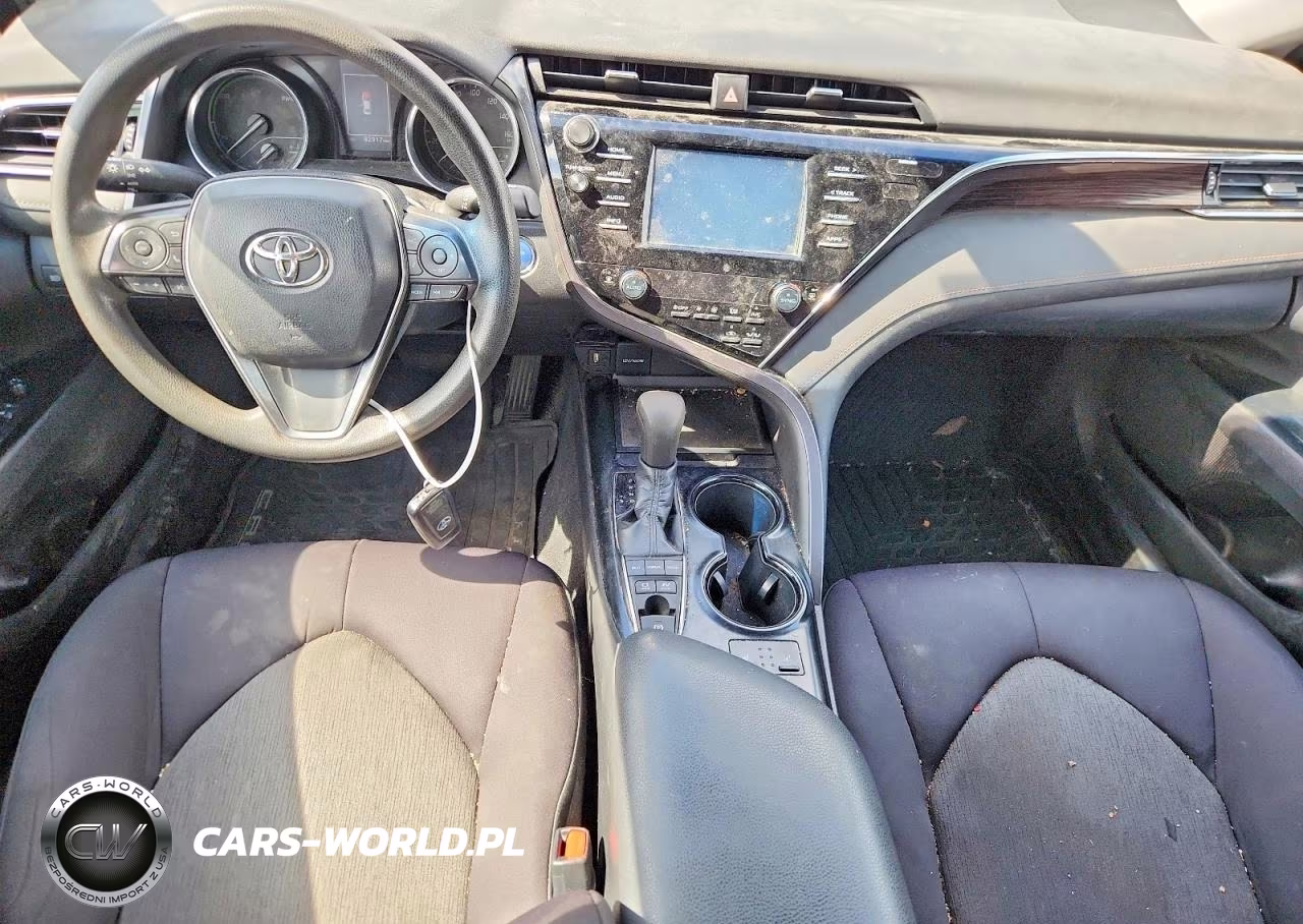 2018 Toyota Camry VIN:4T1B31HK7JU506846 - 8