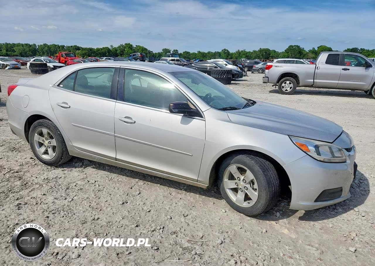 2015 Chevrolet Malibu Ls VIN:1G11A5SL3FF281425 - 4