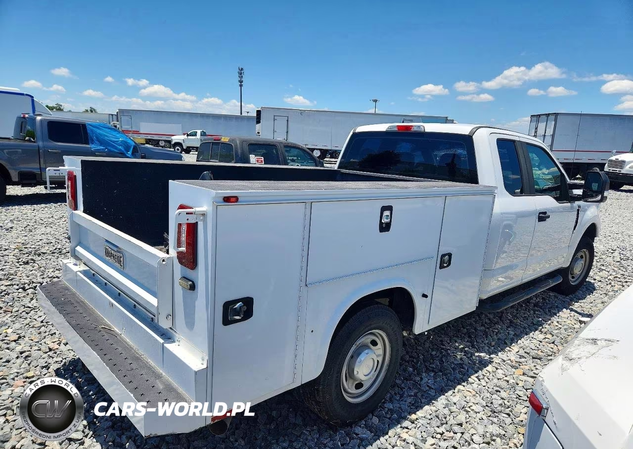 2018 Ford F250 Super Duty VIN:1FD7X2A63JEB53125 - 4