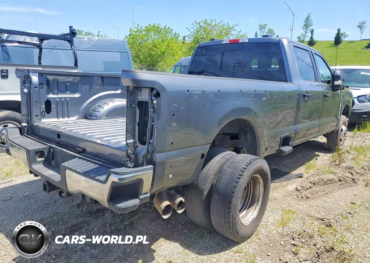 2024 Ford F350 Super Duty VIN:1FT8W3DT4REE37832 - 3