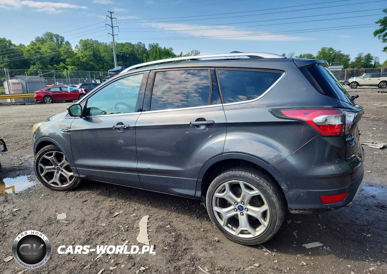 2017 Ford Escape Titanium VIN:1FMCU0JD2HUB13001 - 2