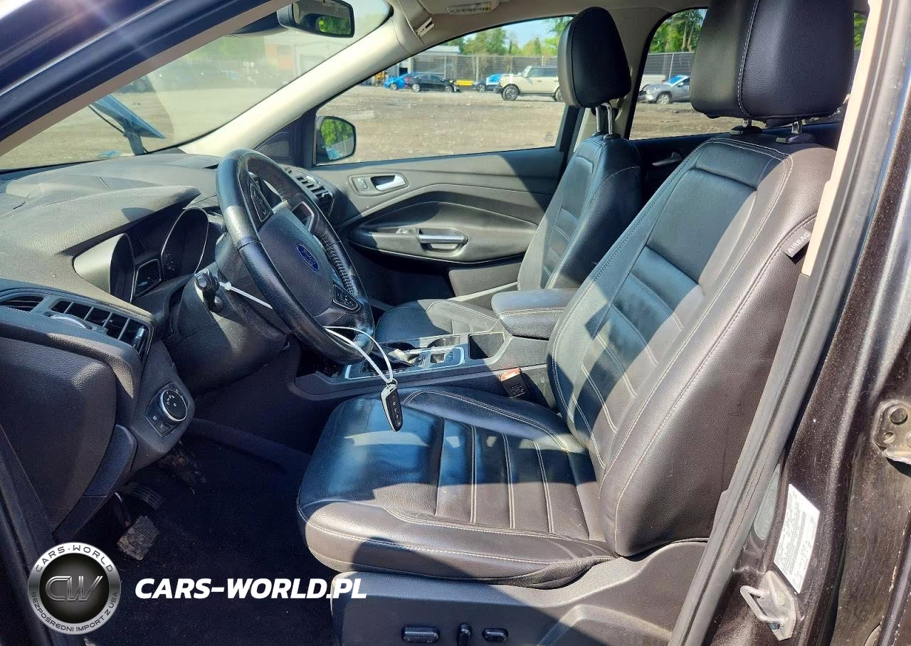 2017 Ford Escape Titanium VIN:1FMCU0JD2HUB13001 - 7