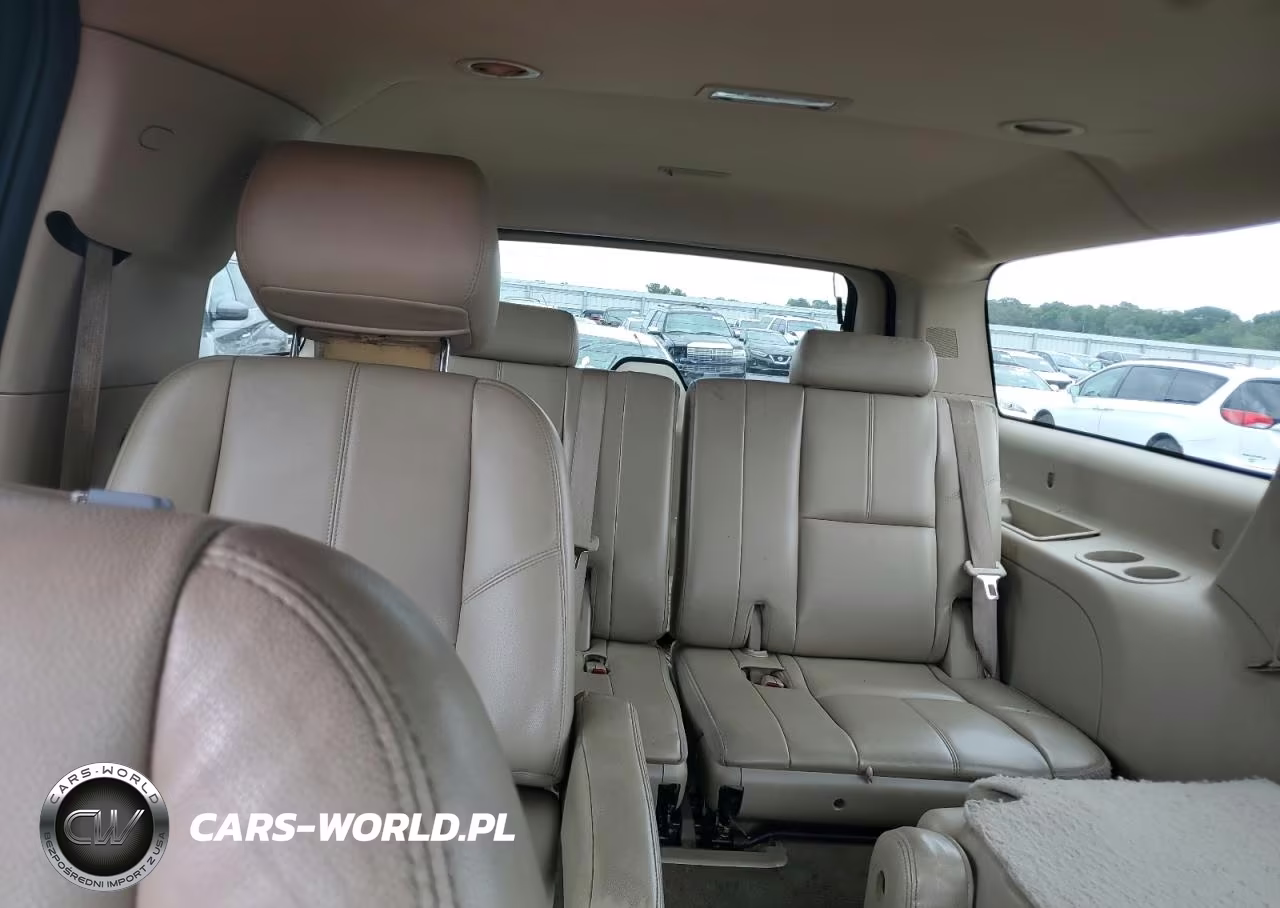 2014 Chevrolet Suburban C1500 Lt VIN:1GNSCJE09ER132165 - 10