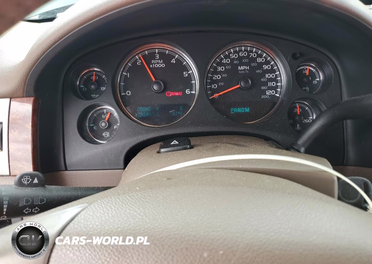 2014 Chevrolet Suburban C1500 Lt VIN:1GNSCJE09ER132165 - 9