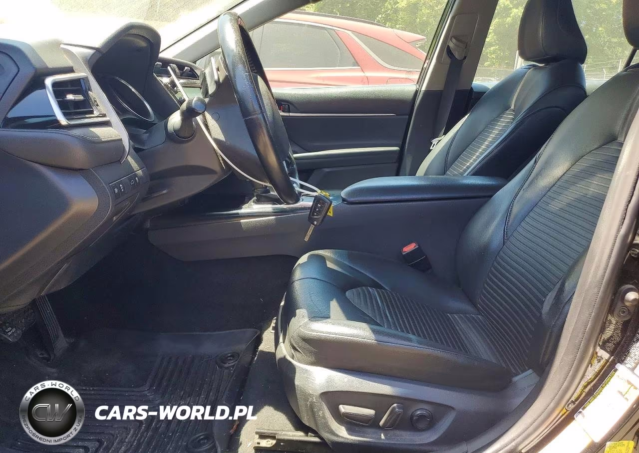 2018 Toyota Camry Se VIN:4T1B11HK9JU073181 - 7