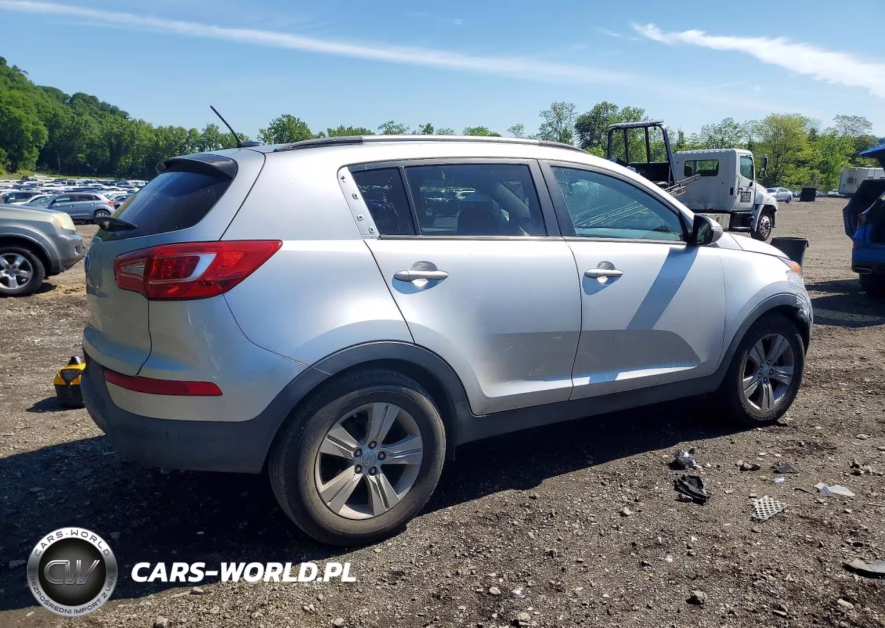 2011 Kia Sportage Lx VIN:KNDPB3A20B7117579 - 3