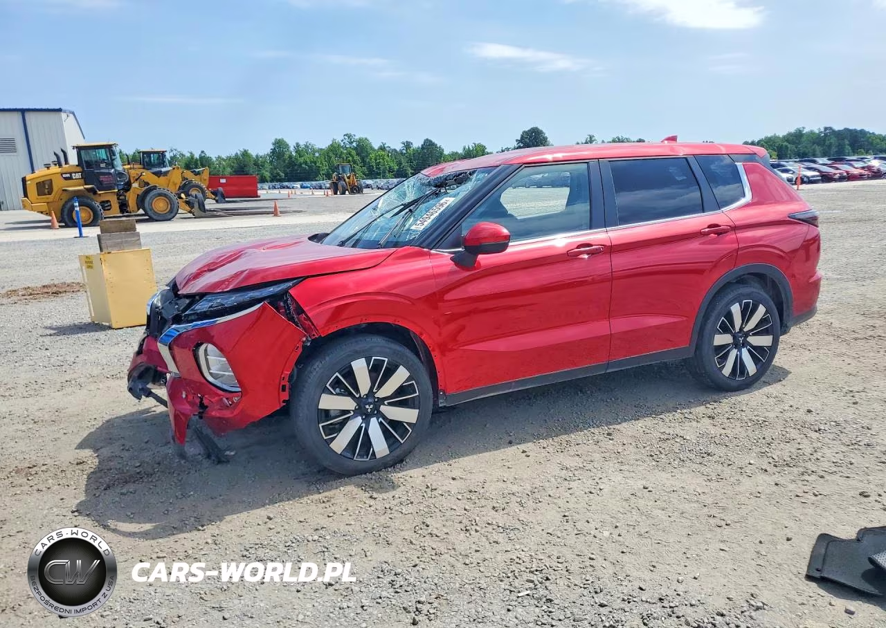 2025 Mitsubishi Outlander Se – zdjęcie 1 z 14