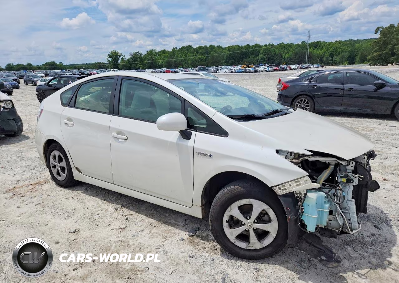 2012 Toyota Prius Two VIN:JTDKN3DU1C1488253 - 4