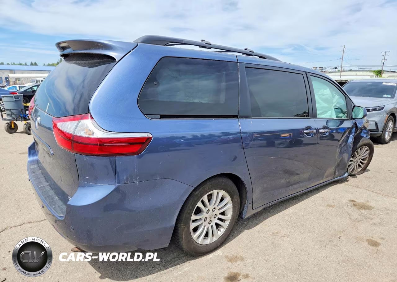 2015 Toyota Sienna Xle 8-Passenger VIN:5TDYK3DC9FS591700 - 3