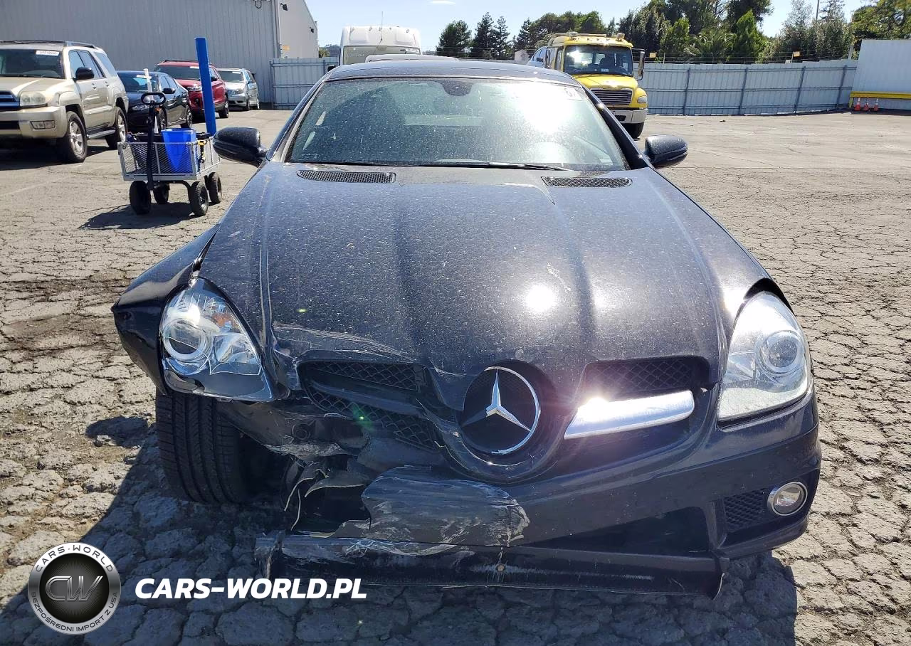 2011 Mercedes-Benz Slk 350 VIN:WDBWK5JA4BF235508 - 5