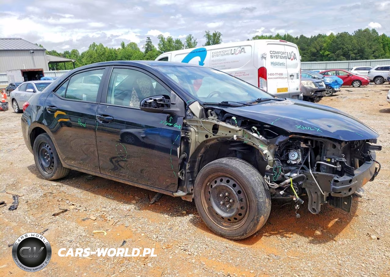 2018 Toyota Corolla Le VIN:2T1BURHE6JC074337 - 4
