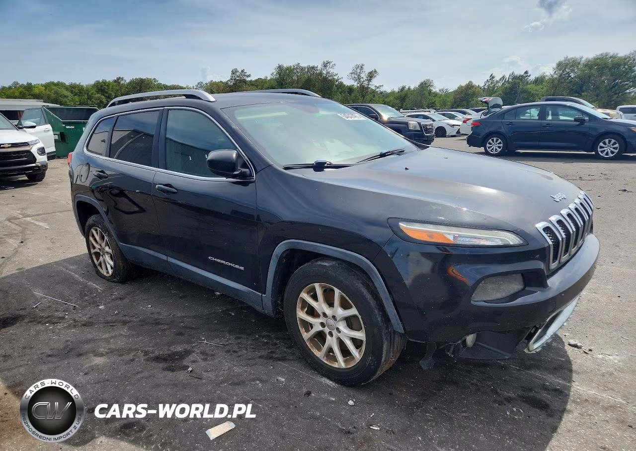 2016 Jeep Cherokee Latitude VIN:1C4PJLCB9GW281507 - 4