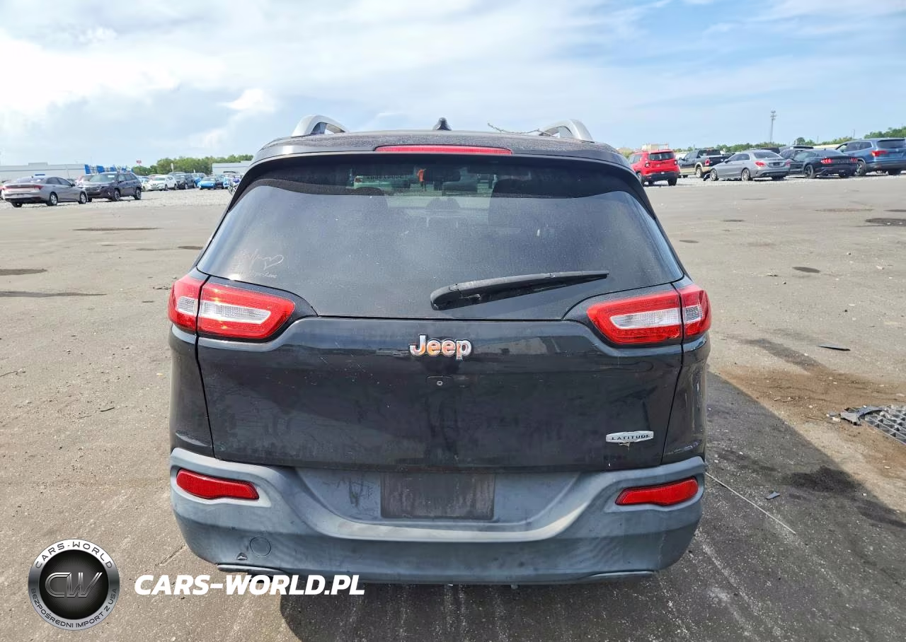2016 Jeep Cherokee Latitude VIN:1C4PJLCB9GW281507 - 6