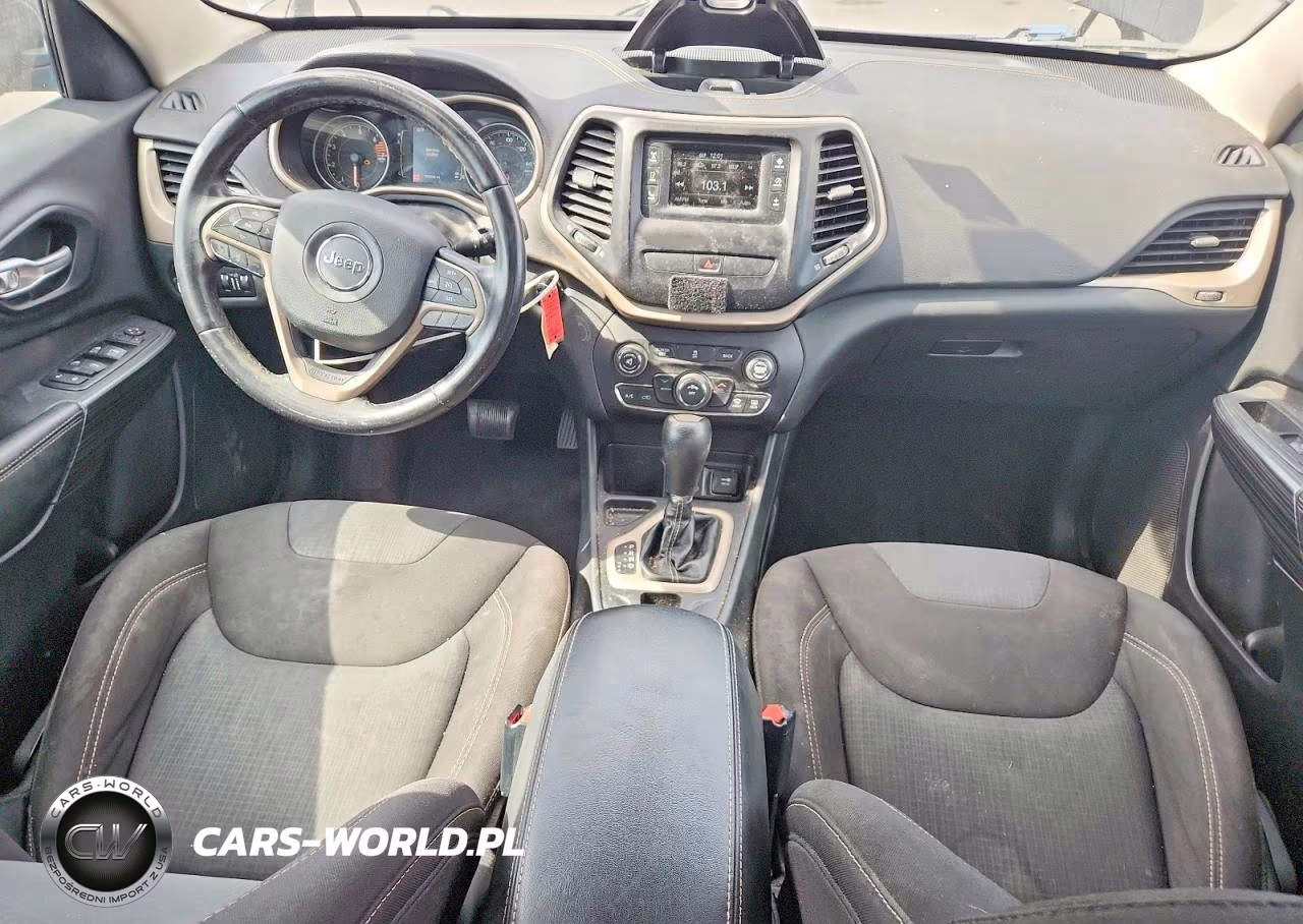 2016 Jeep Cherokee Latitude VIN:1C4PJLCB9GW281507 - 8
