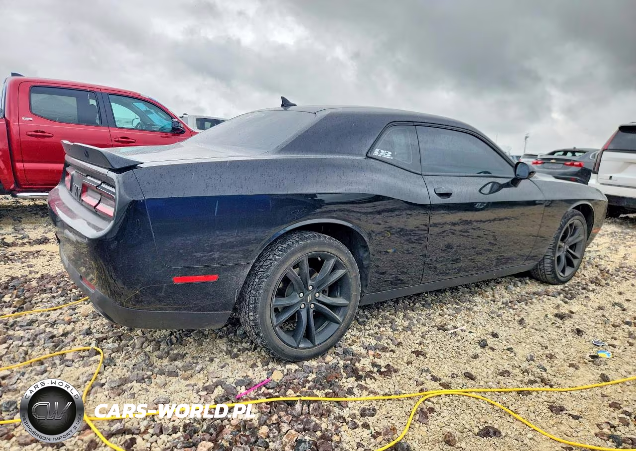 2017 Dodge Challenger Sxt VIN:2C3CDZAG4HH633811 - 3