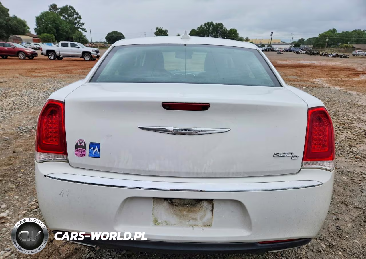 2017 Chrysler 300C VIN:2C3CCAEG5HH516544 - 6
