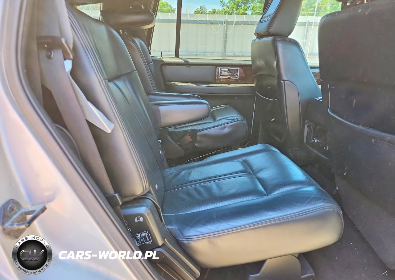 2015 Lincoln Navigator VIN:5LMJJ2JT7FEJ01630 - 11