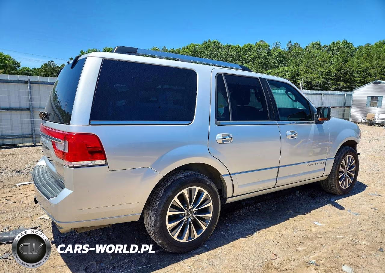 2015 Lincoln Navigator VIN:5LMJJ2JT7FEJ01630 - 3