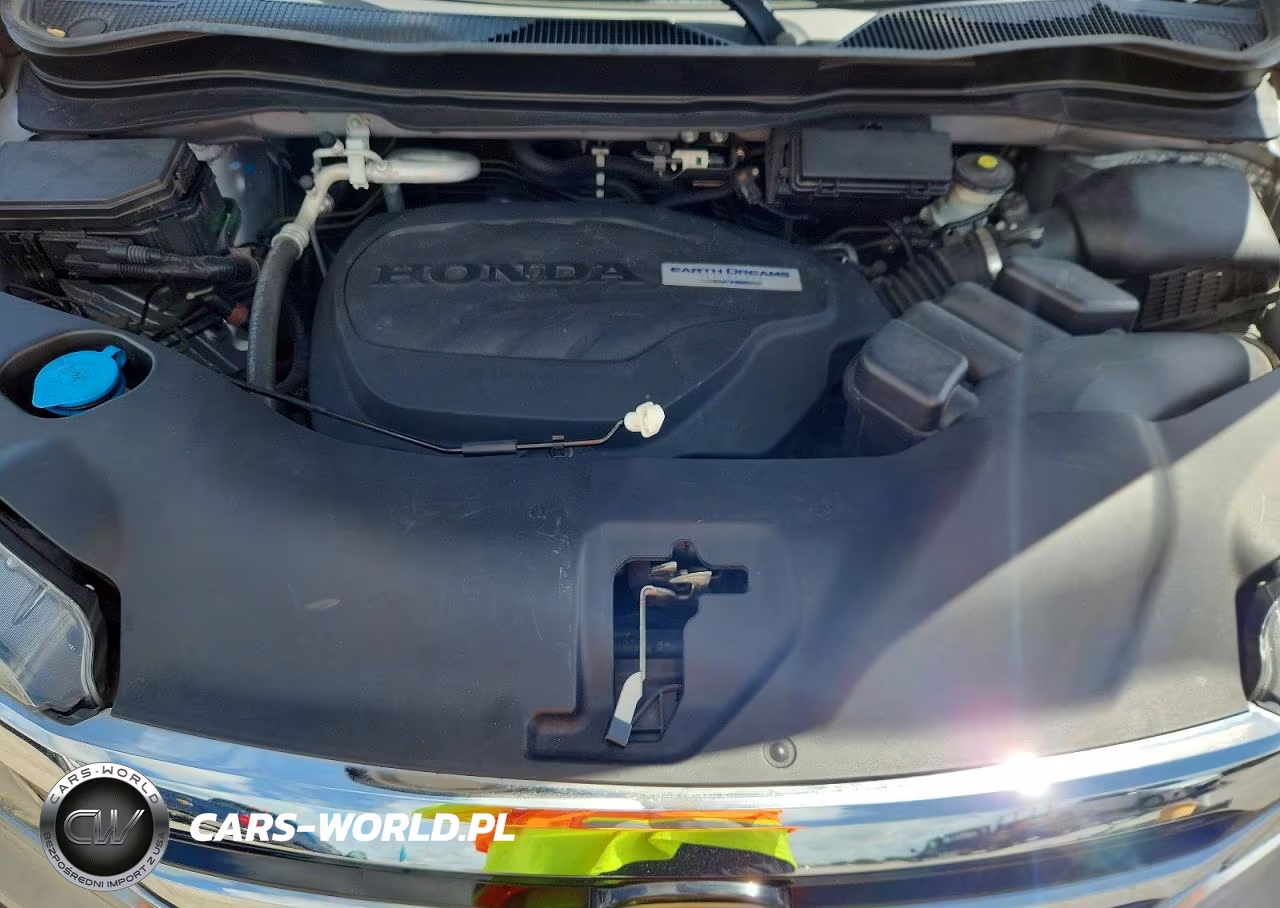 2018 Honda Pilot Elite VIN:5FNYF6H02JB009553 - 12