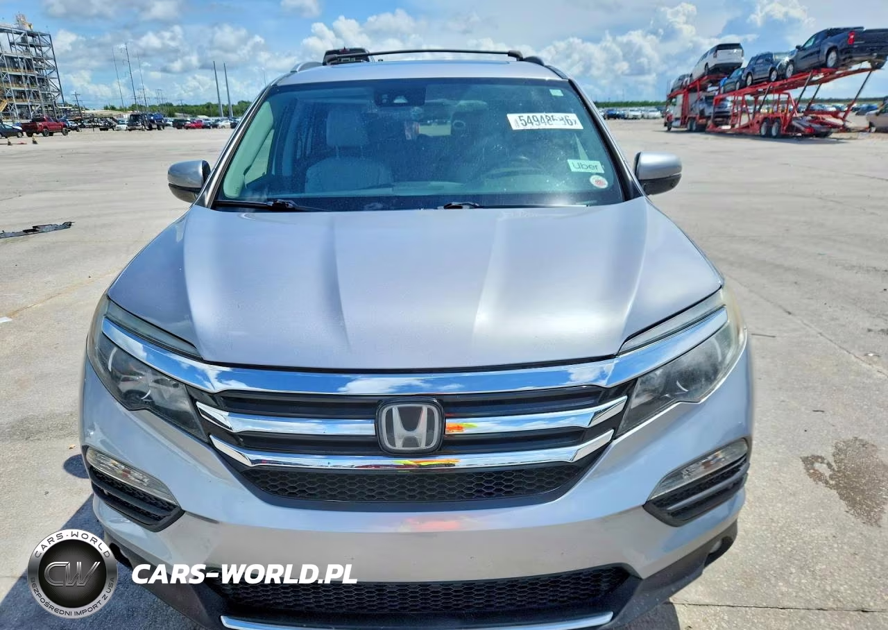 2018 Honda Pilot Elite VIN:5FNYF6H02JB009553 - 5