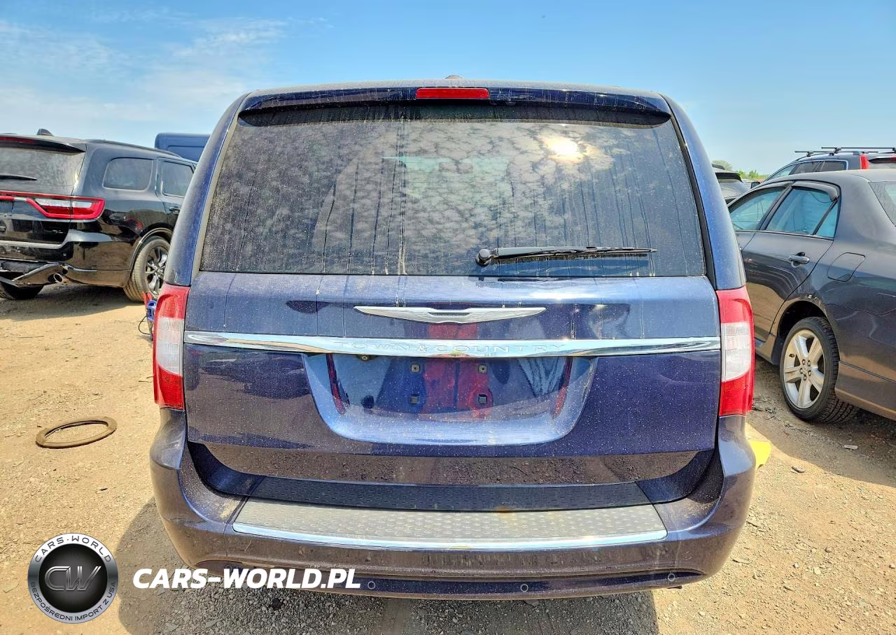 2015 Chrysler Town & Country Touring L VIN:2C4RC1CG3FR726429 - 6