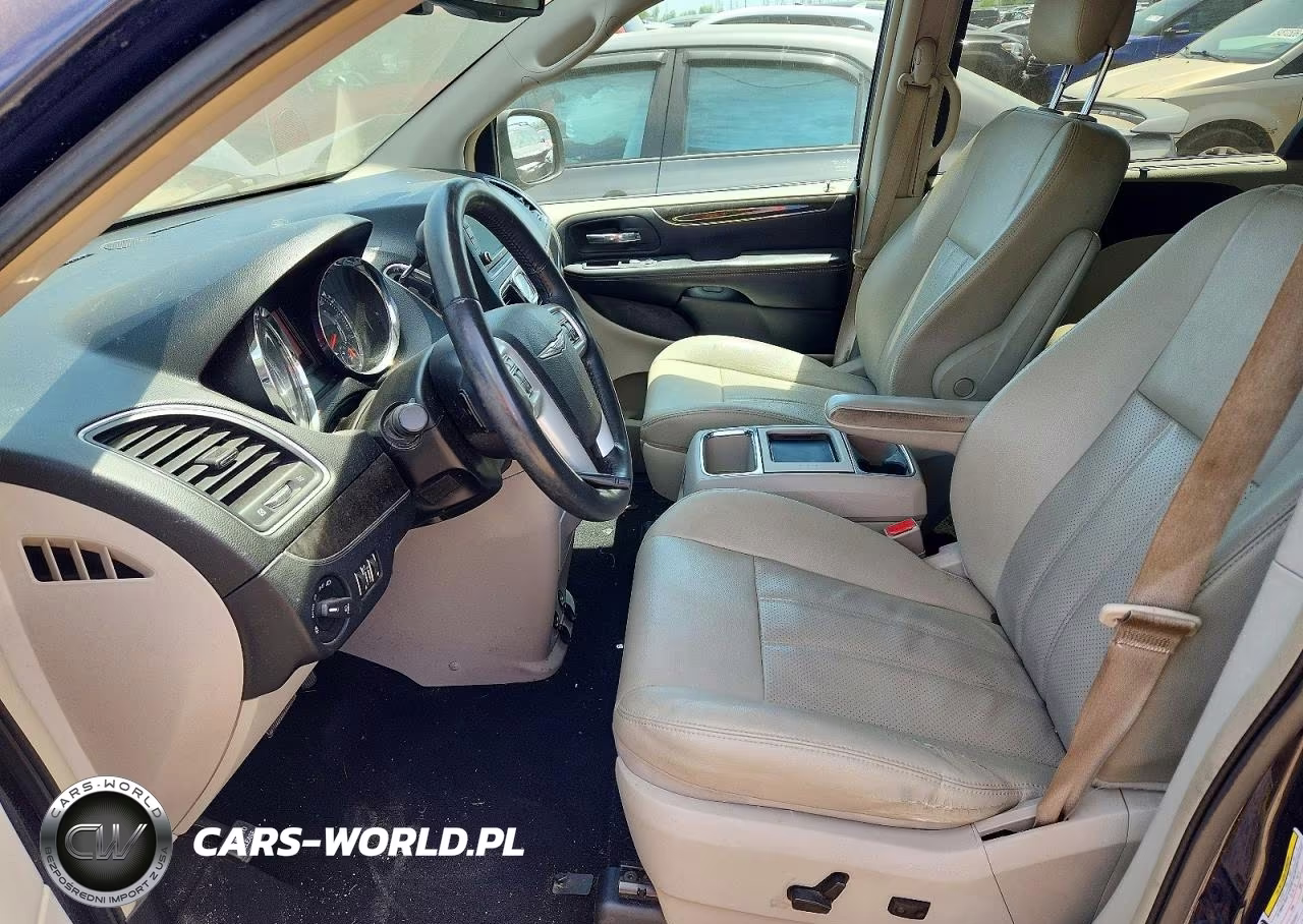 2015 Chrysler Town & Country Touring L VIN:2C4RC1CG3FR726429 - 7