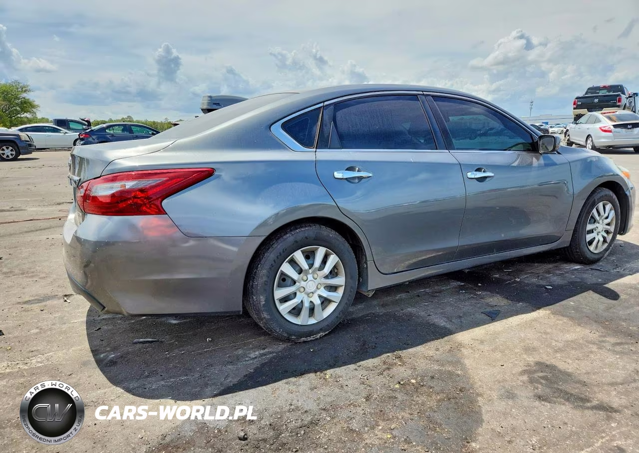 2018 Nissan Altima 2.5 S VIN:1N4AL3AP0JC200505 - 3