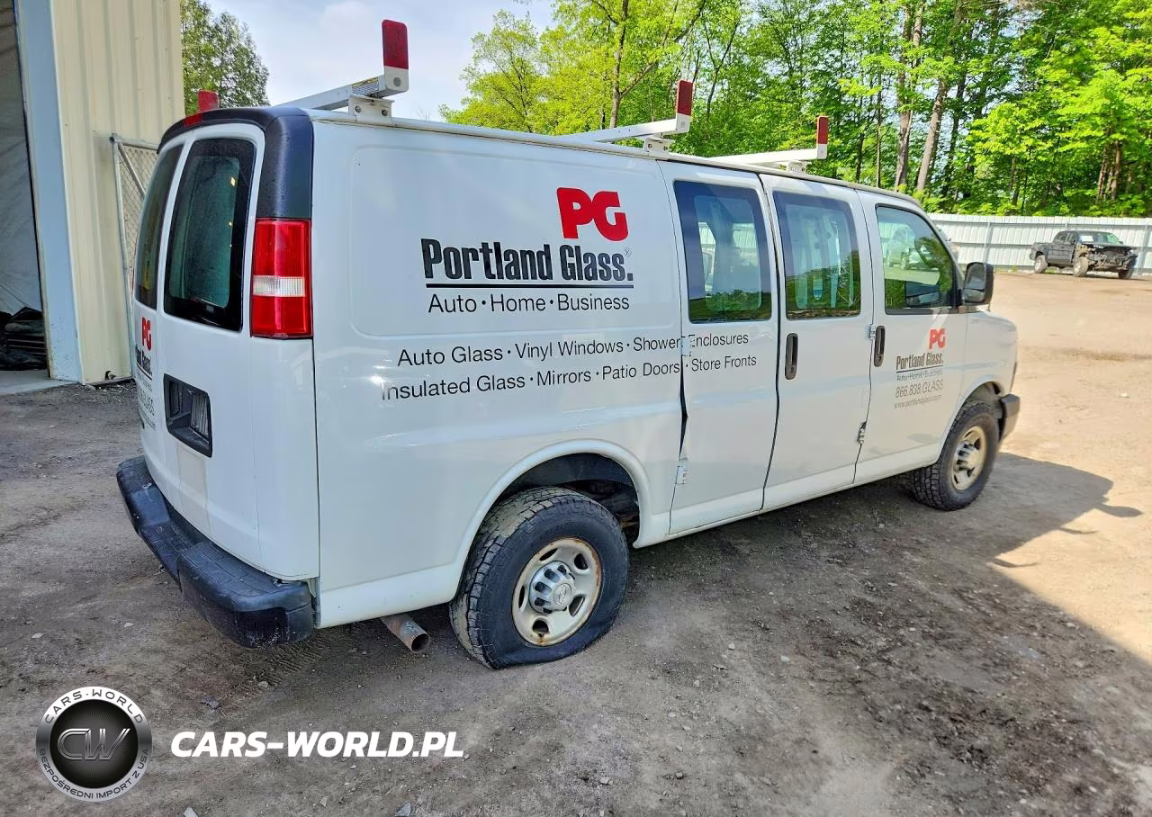 2018 Chevrolet Express 3500 Delivery Van VIN:1GCZGGFG1J1272083 - 3