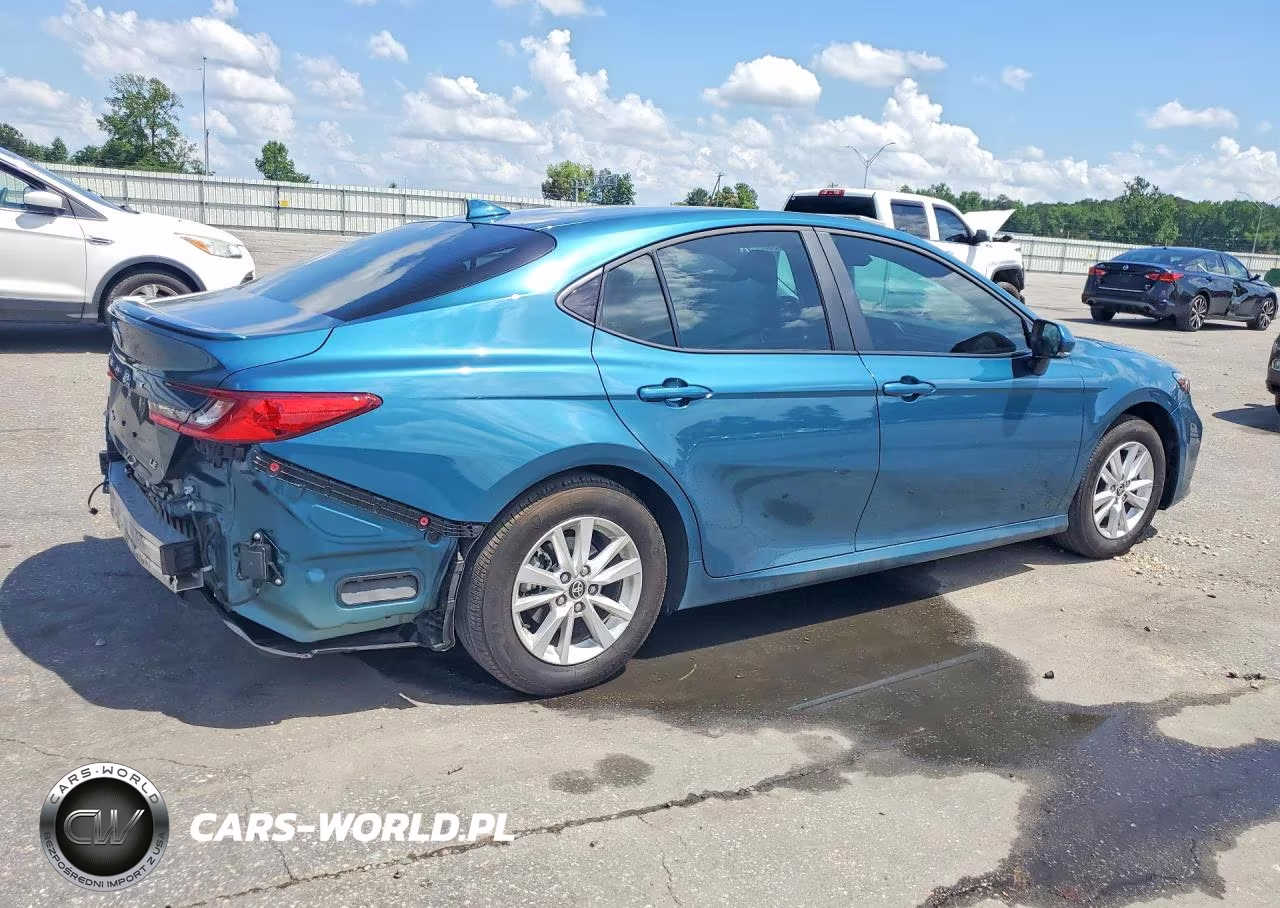 2025 Toyota Camry Le VIN:4T1DAACK2SU151303 - 3
