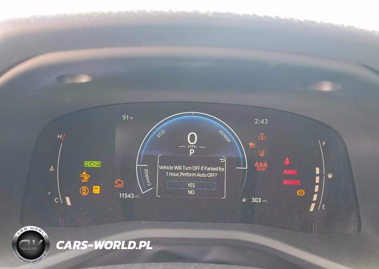 2025 Toyota Camry Le VIN:4T1DAACK2SU151303 - 9