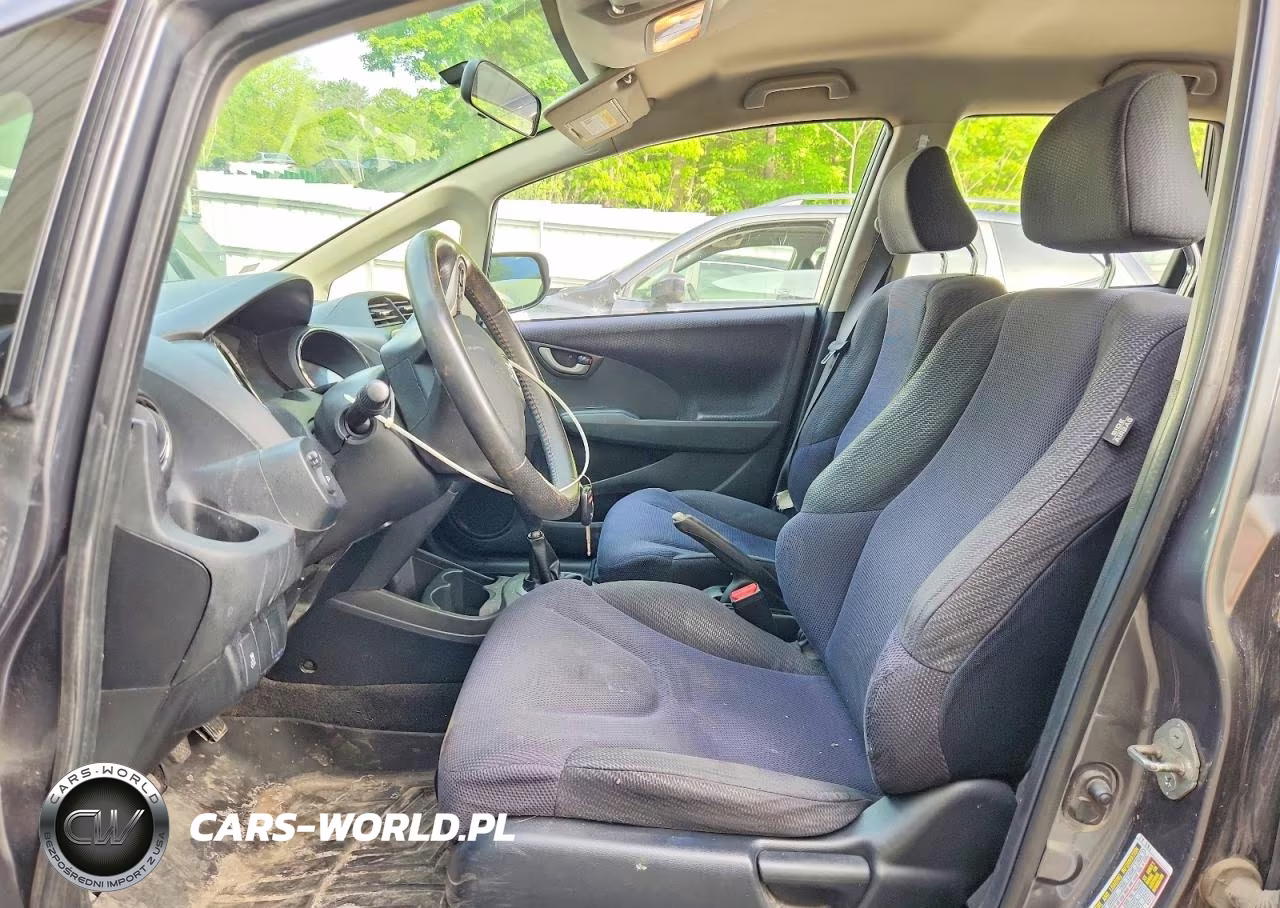 2013 Honda Fit Sport VIN:JHMGE8G59DC053718 - 7