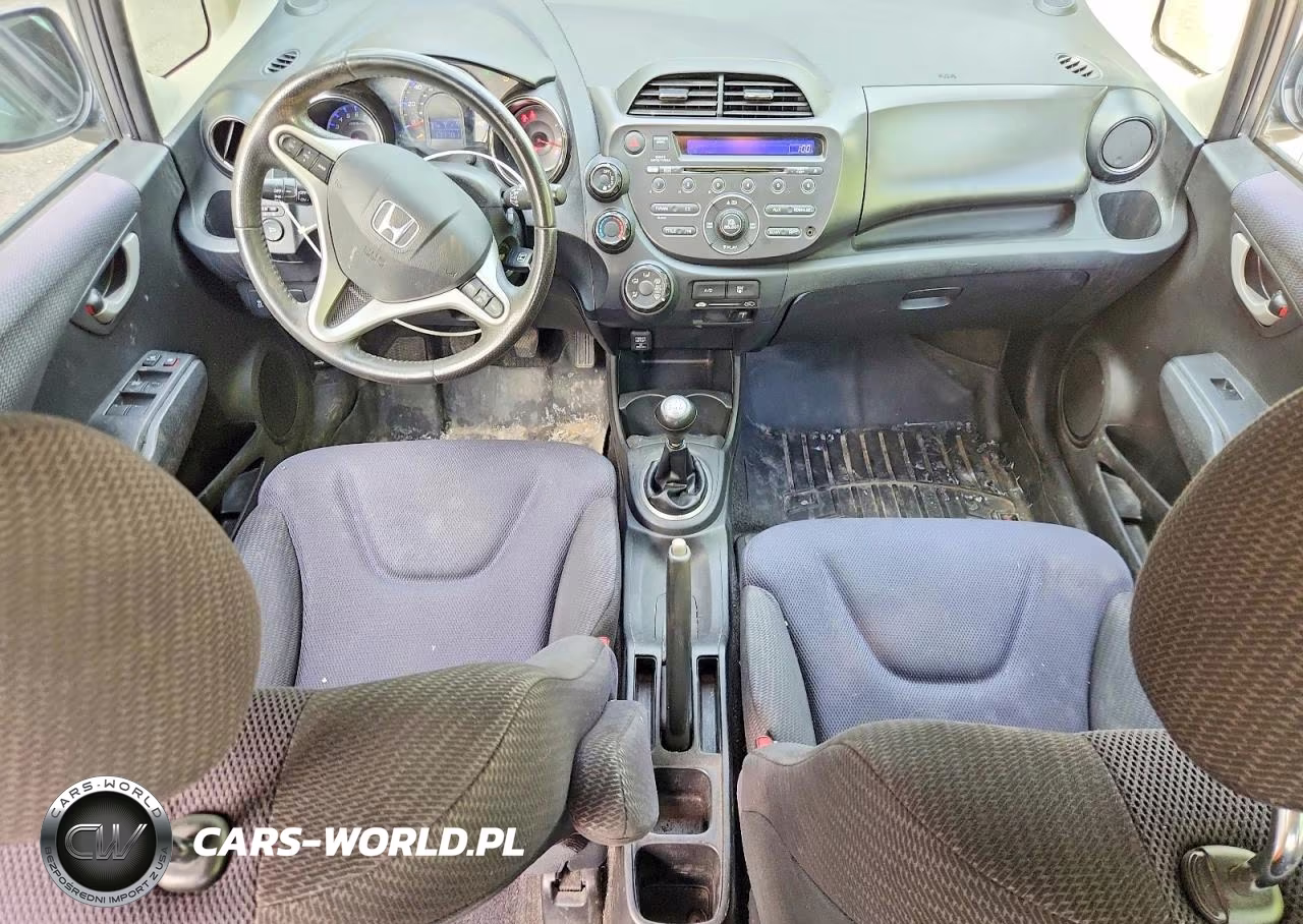 2013 Honda Fit Sport VIN:JHMGE8G59DC053718 - 8