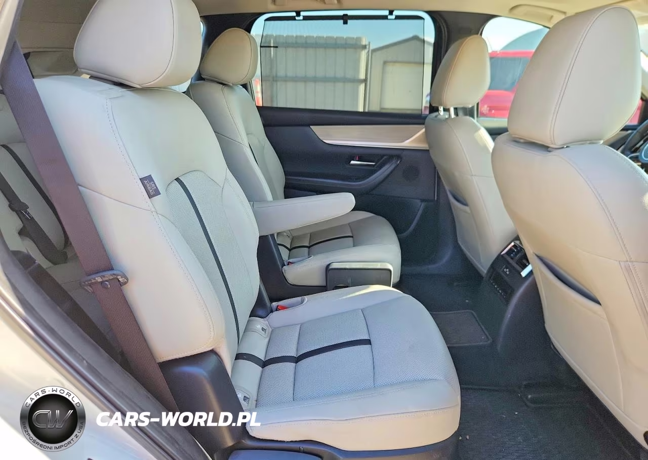 2024 Mazda Cx-90 Premium VIN:JM3KKDHDXR1180832 - 11